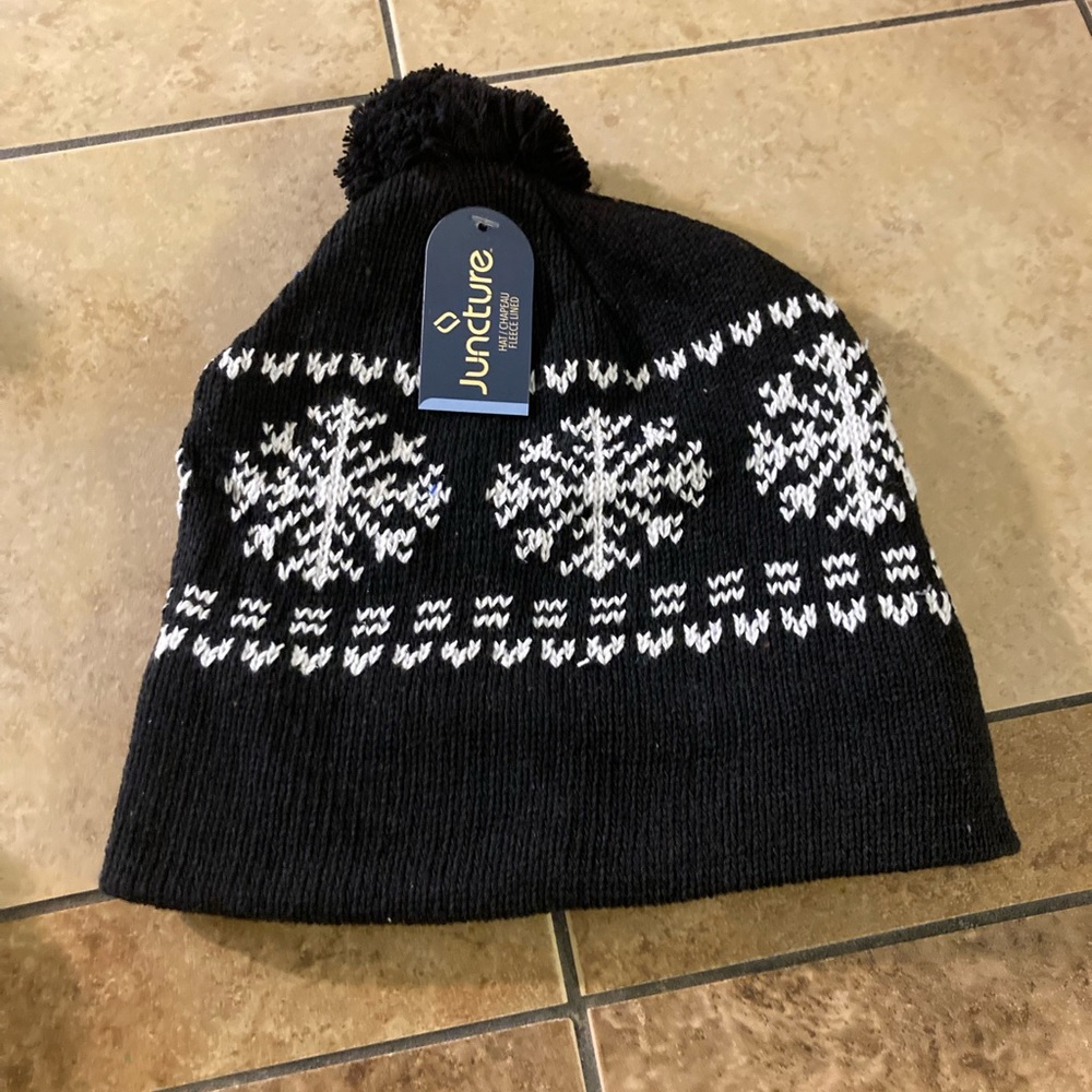 Juncture fleece lined snow hat black